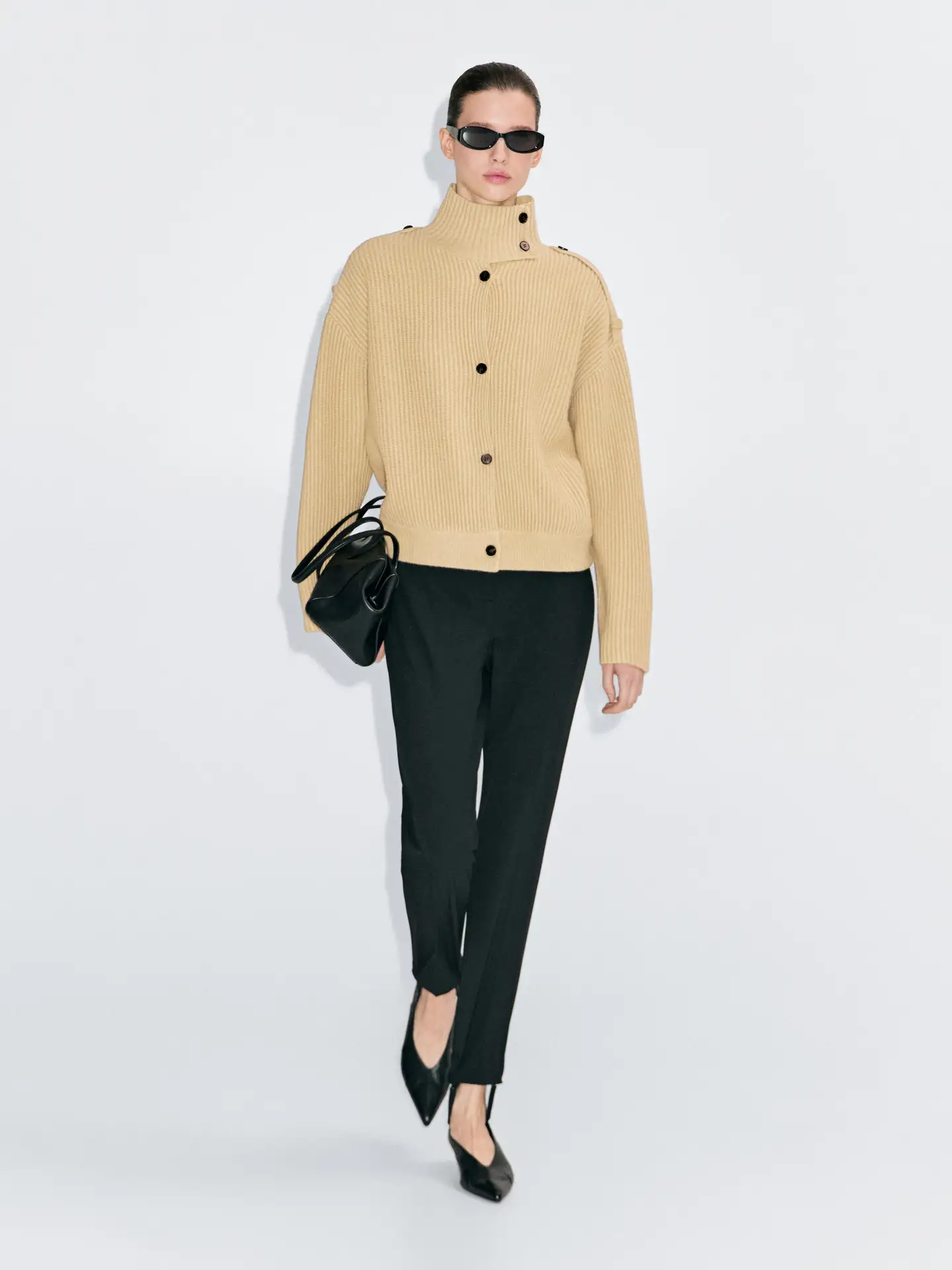 Fashionable Single-Breasted Chunky-Knit Turtleneck Cardigan Sweater