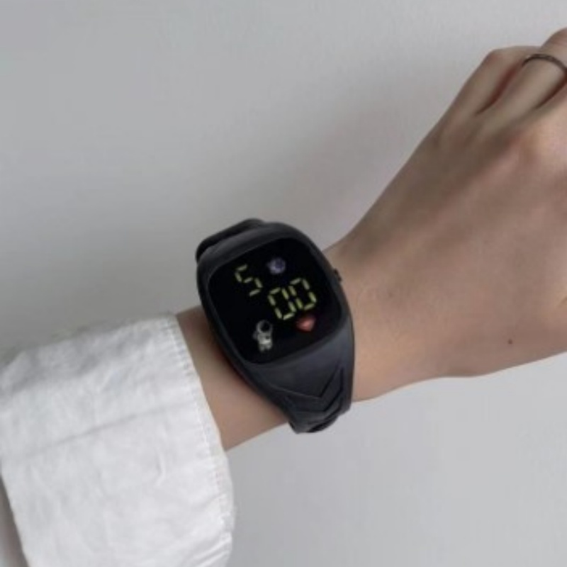 Buy Women's Clothing Online | Buy Trending Dresses for Women