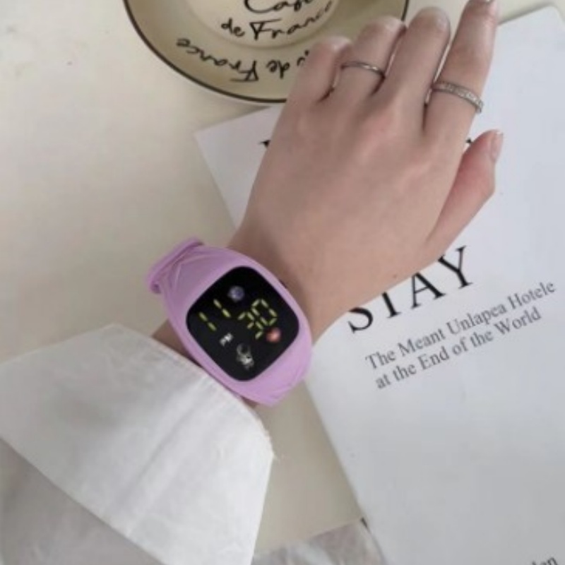 Buy Women's Clothing Online | Buy Trending Dresses for Women