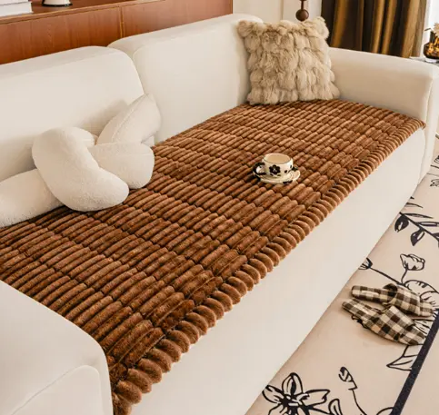 Plush Quilted Non Slip Pet Sofa Protector Cover