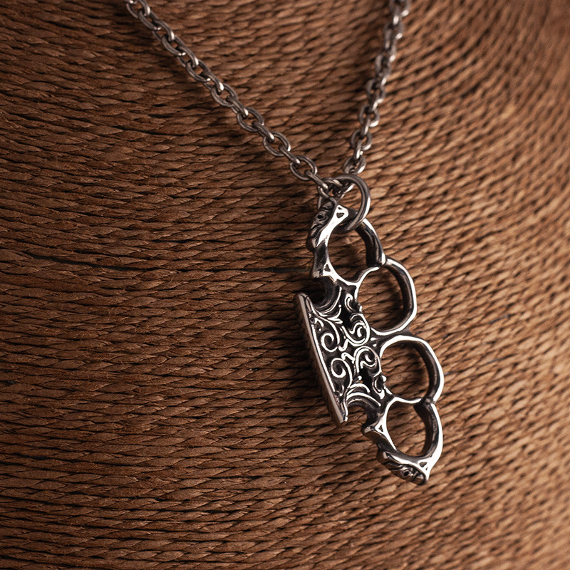 American Retro Motorcycle Street Tiger Pendant Necklace