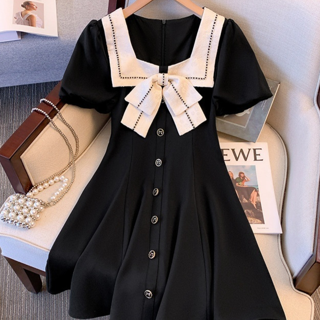 Womens French-style Casual Square-neck Short-sleeve Dress