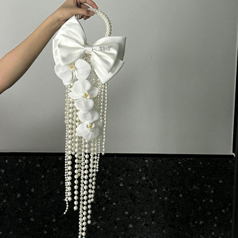 Rare High-end Minimalist Bow-tied Bouquethandheld Artificial Flower Arrangement