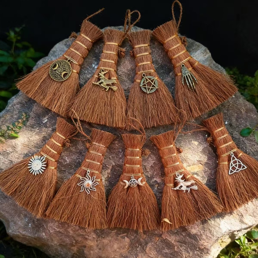 Creativity Witchs Broom Halloween Mini Pendant