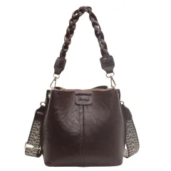 New High-capacity Crossbody Bag A Niche Chic Underarm Tote - Coffee - View 1