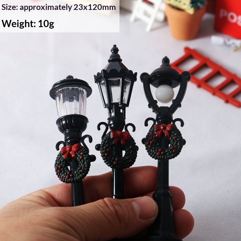 Black Streetlamp Standing Lamp Doorway Santa Claus Holiday Scene 4