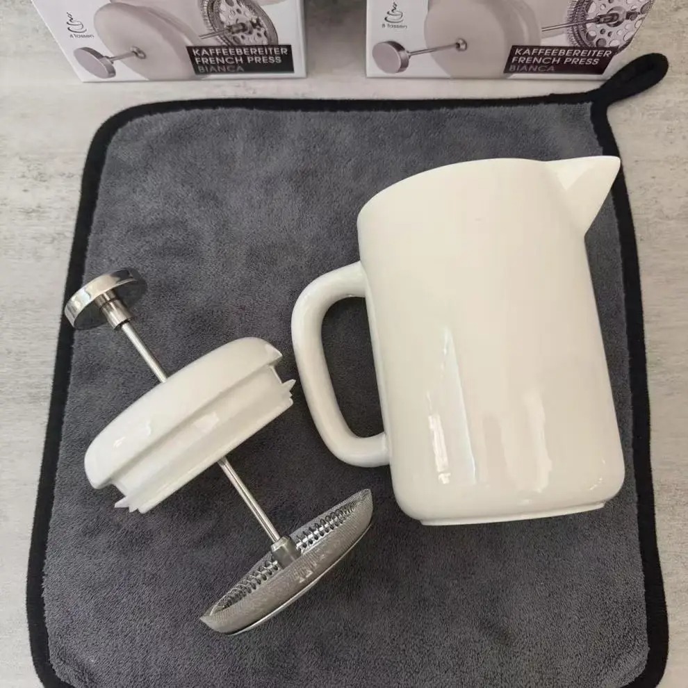 Press Coffee Pot To Make Tea By Ceramic Method