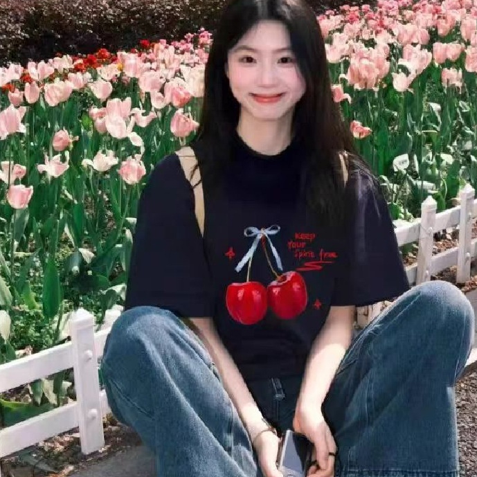 Black Minimalist Sweet Short-sleeve Top With A Round Neck Bow Detail And Cherry Print