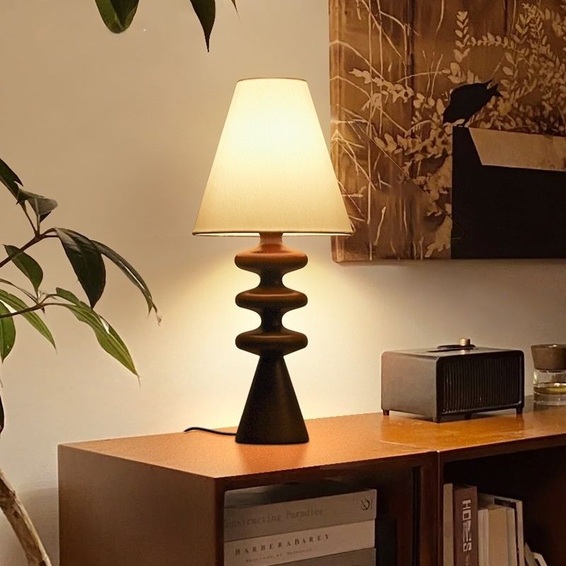 Sleek Retro Inspired Desk Lamp With A Distinctive Design