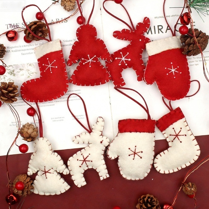 Hand-sewn Wool Felt Snowflake Socks And Elk Pendants