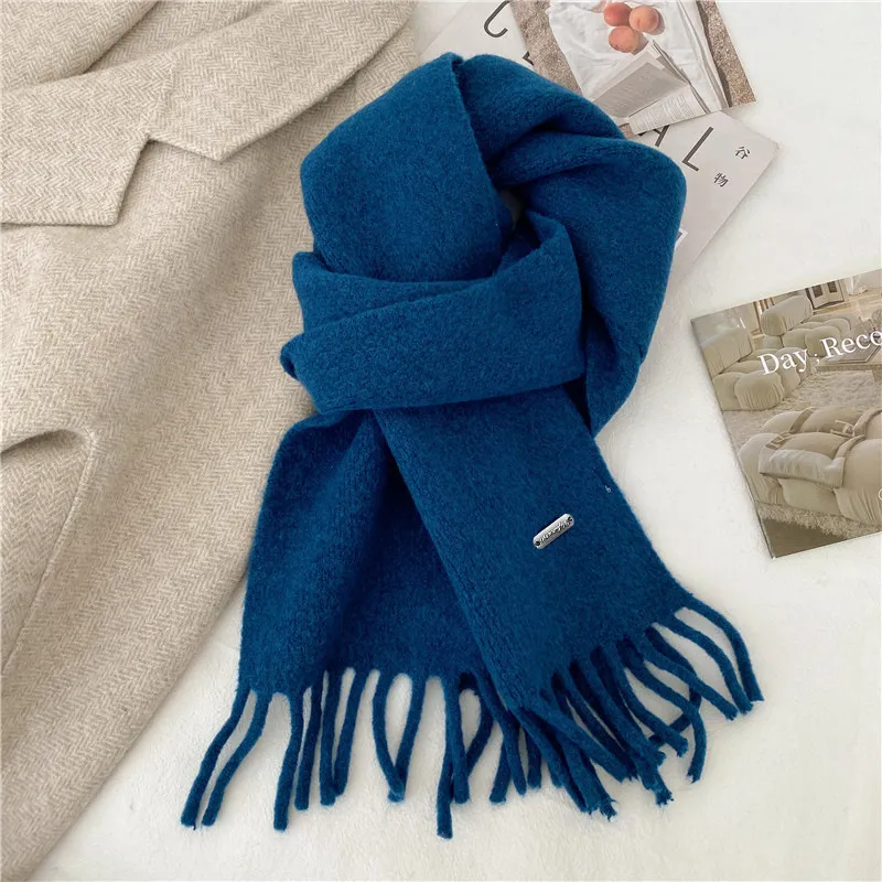Winter Retro High-End All-Match Solid-Color Scarf - Navy