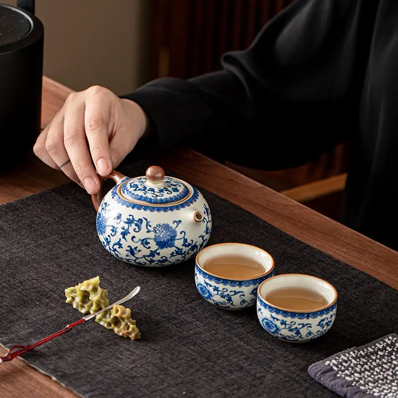 Portable Travel Tea Set In Blue-and-White Ruyao Style