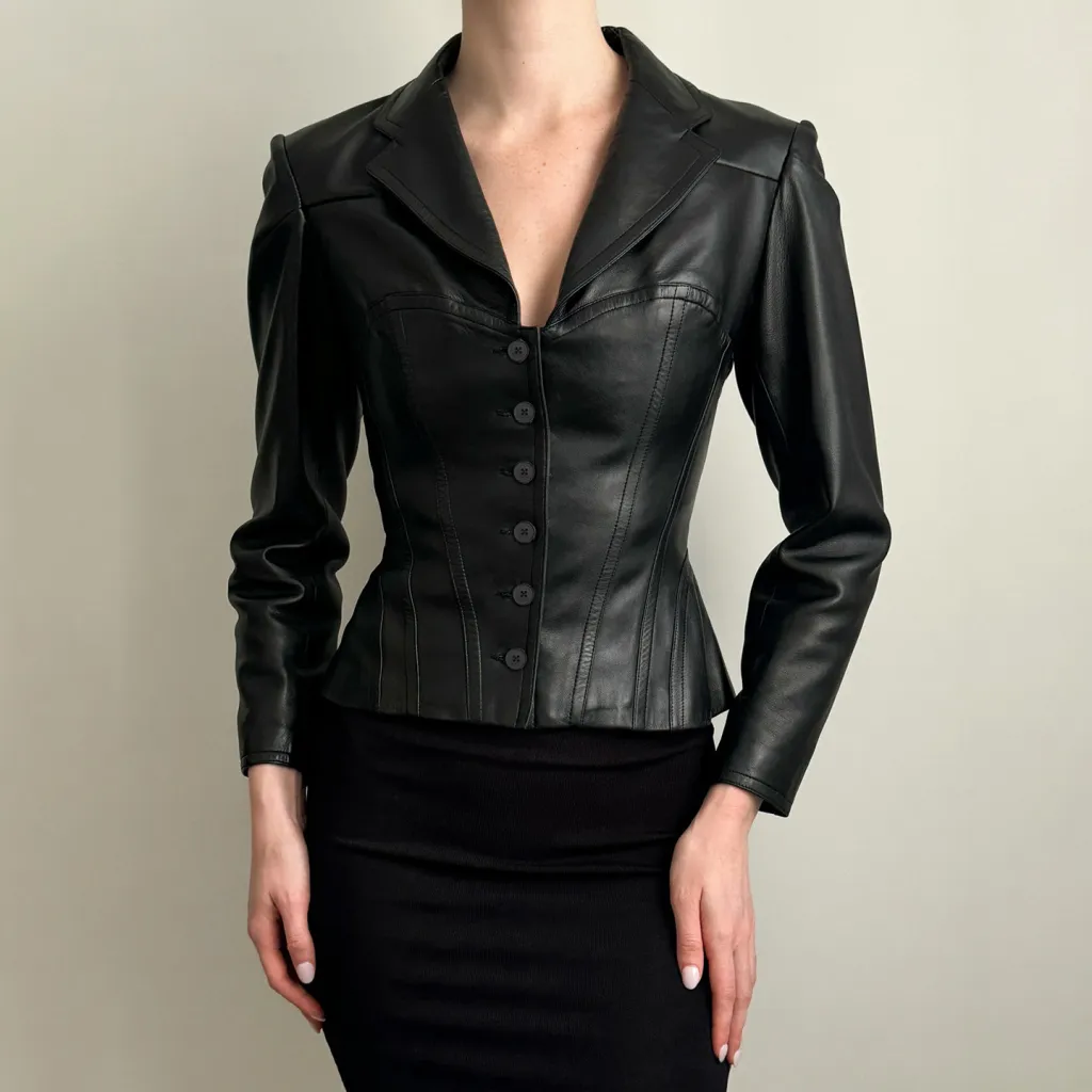 Dark Style Spicy Girl Short Style Lapel V-neck Leather Jacket For Women - Black