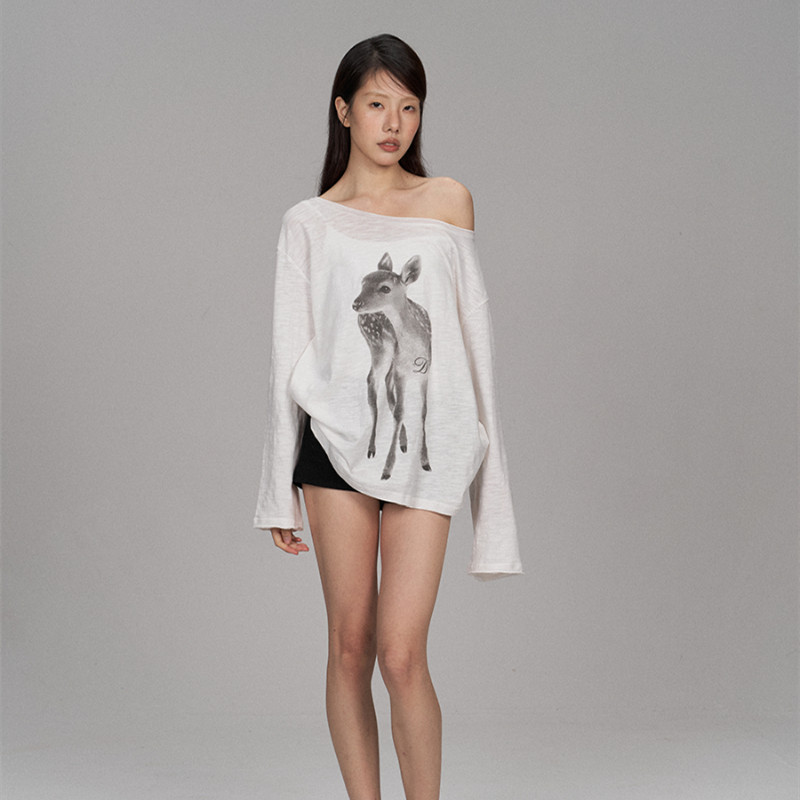 Off-the-shoulder Tunic With A Sika Deer Print Slightly Sheer Loose-fitting And Relaxed-style Long-sleeve T-shirt