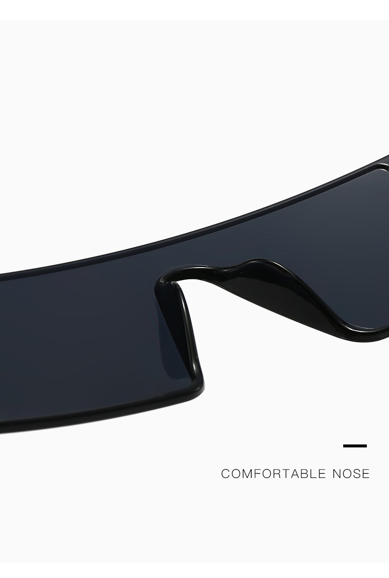 Oversized Slimming One-piece Sunglasses That Are A Social Media Hit C788c5ce 5c2e 4e56 B01e 236af5130019 Trans