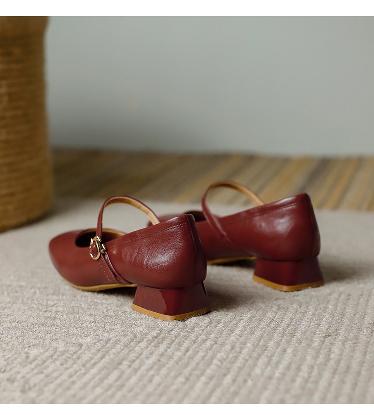 Brautschuhe im Mary Jane Retro Style Brautschuhe im Mary Jane Retro Style