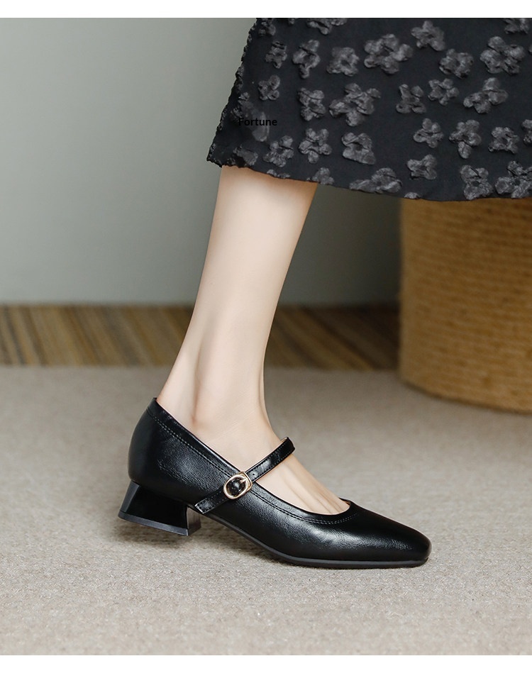 Brautschuhe im Mary Jane Retro Style Brautschuhe im Mary Jane Retro Style