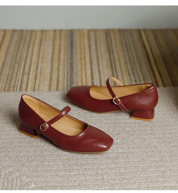 Brautschuhe im Mary Jane Retro Style Brautschuhe im Mary Jane Retro Style