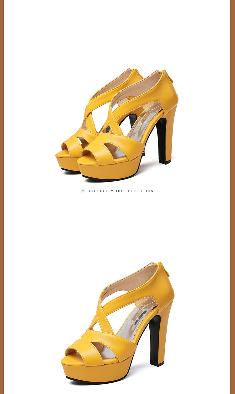 Brautschuhe mit Fersenverschluss und Plateau Brautschuhe mit Fersenverschluss und Plateau