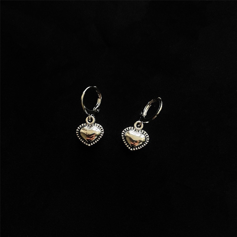 Simple Personalized And Sweet Stud Earrings