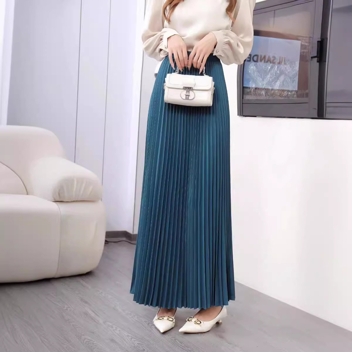 Womens Pleated Maxi Skirt Early Spring New Arrival