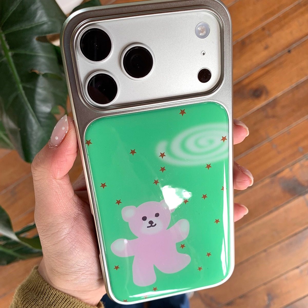 Green And Pink Little Bear Phone Case With A Silver-plated Frame And Epoxy Coating