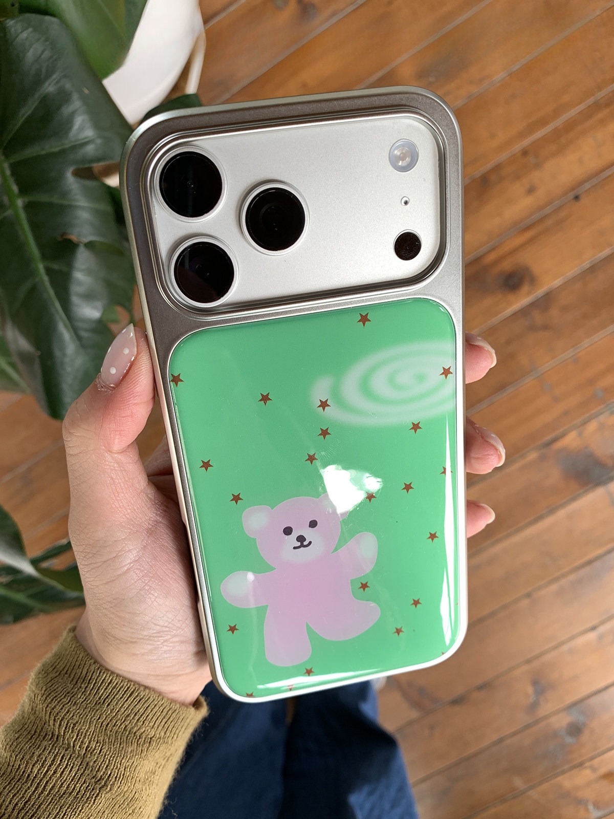 Green And Pink Little Bear Phone Case With A Silver-plated Frame And Epoxy Coating