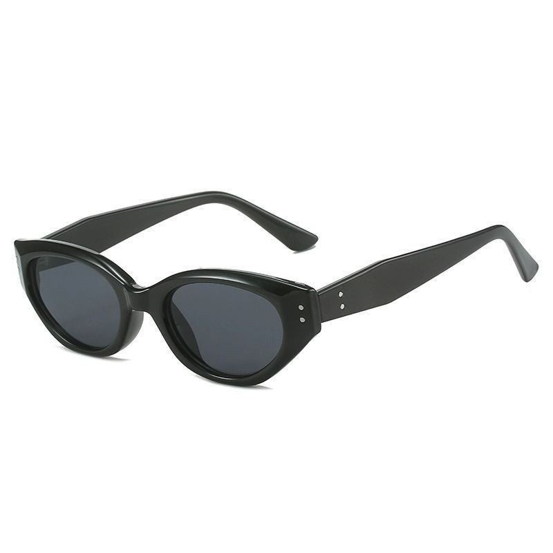 Womens Sophisticated Face-flattering UV-protective Large-frame Retro Sunglasses