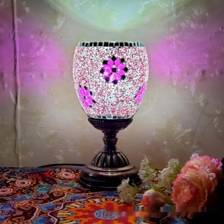 Retro Artistic Personalized Design Decorative Table Lamp
