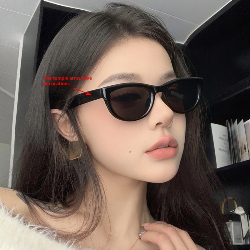Womens Sophisticated Face-flattering UV-protective Large-frame Retro Sunglasses