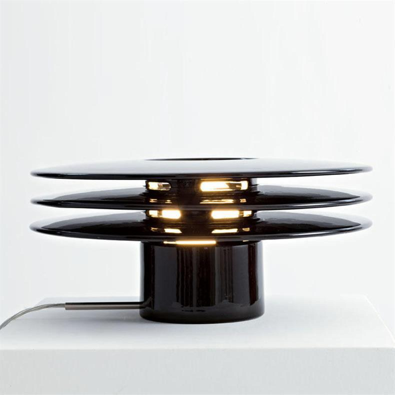 Nordic Minimalist Postmodern Light Luxury Table Lamp Designer