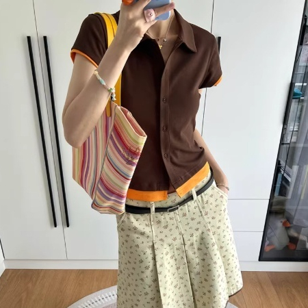 Womens Niche Coffee-Colored Contrast Polo-Neck Short-Sleeve Top