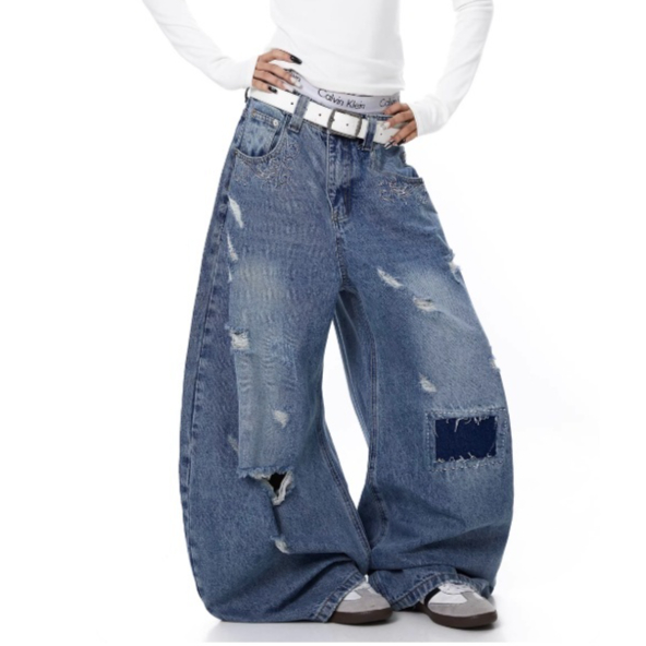 Women's Distressed Patch Washed Curved Blade Jeans