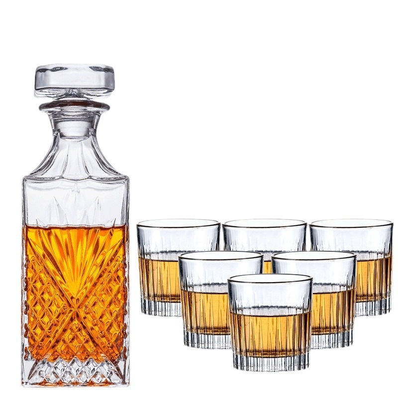 Premium Whiskey Glass And Decanter Set