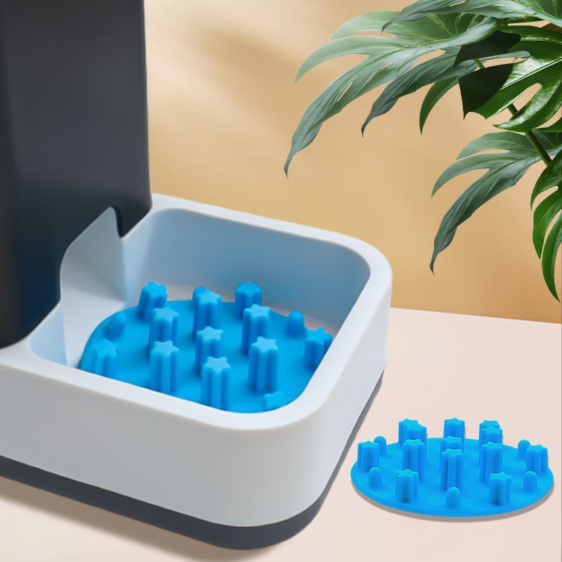 Pet Automatic Feeder Specific Slow-Feeding Mat Made From Food-Grade Silicone