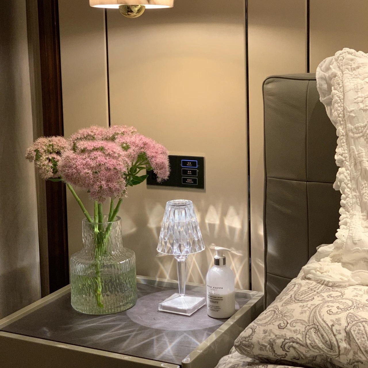 Crystal Ins Decorative Light Luxury Premium Atmosphere Rechargeable Desk Lamp