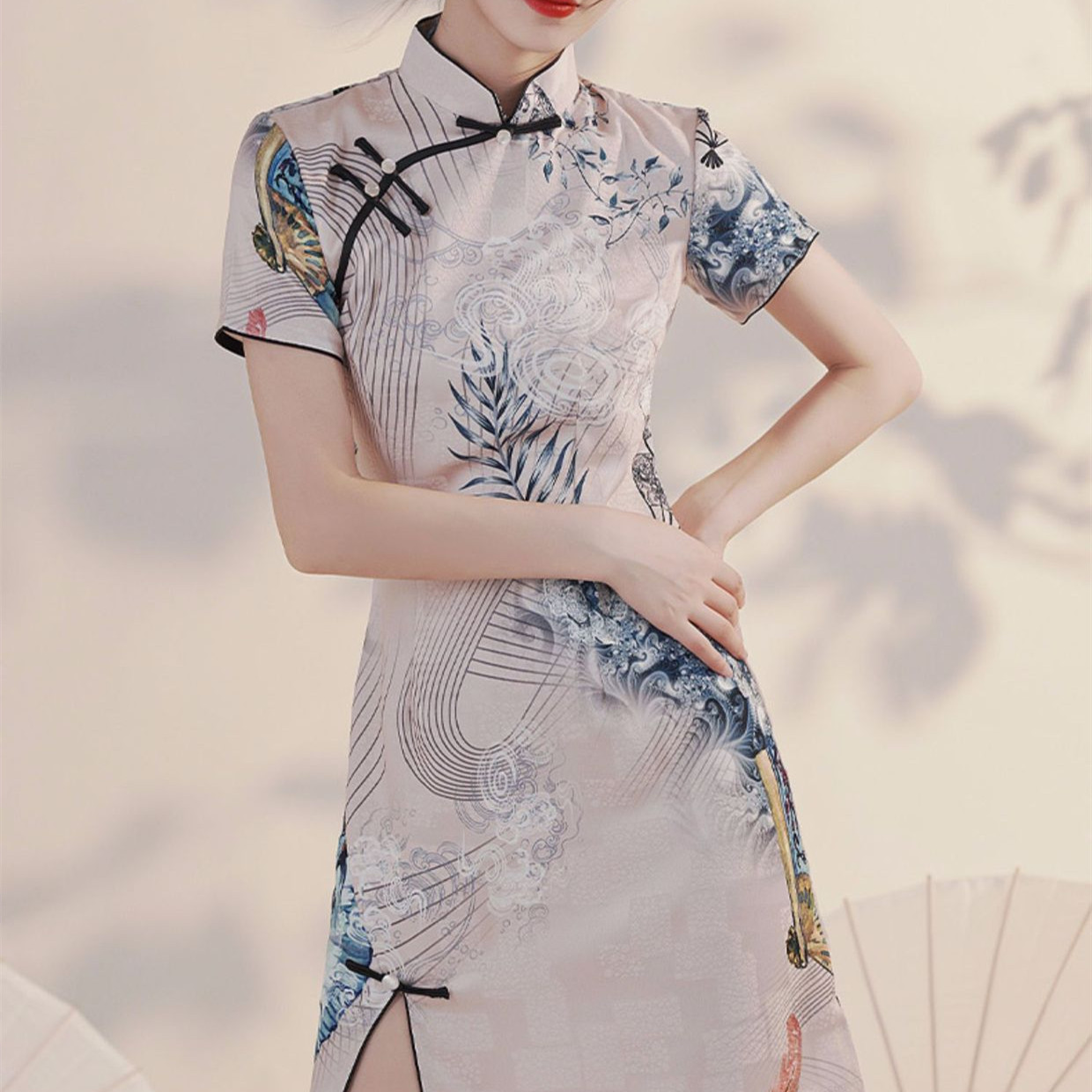 Womens Casual Cropped Retro-style Dress With A Sophisticated Vibe