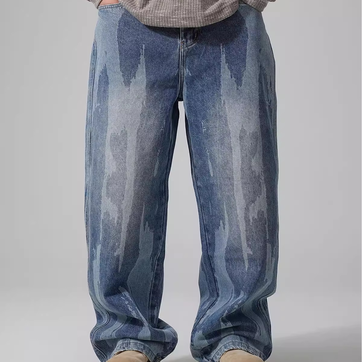 American-style Relaxed Straight-leg Washed Denim Jeans