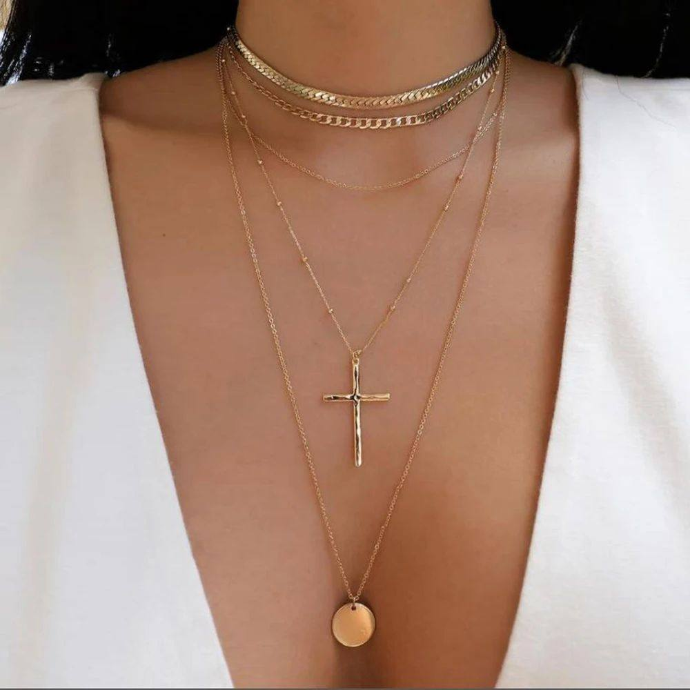 Elegant golden multi-style chain necklace for gifting