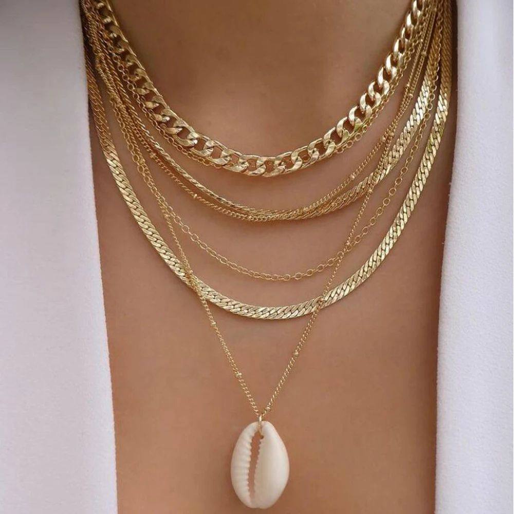 Women’s elegant multi-chain gold necklace