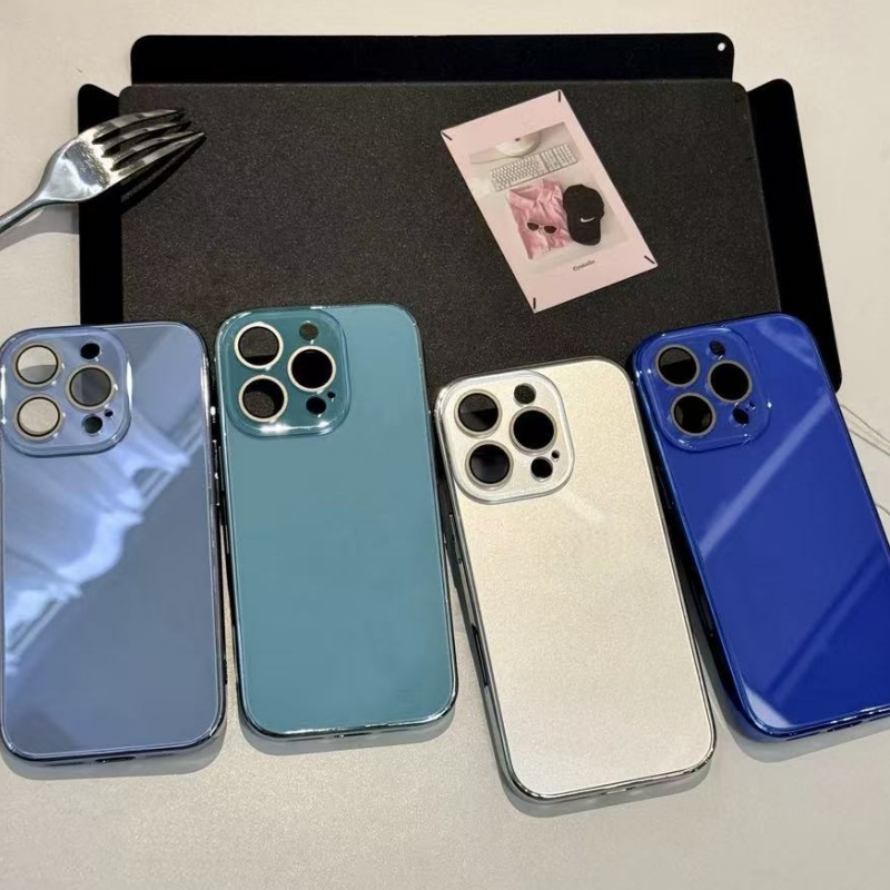 Instagram-worthy Emerald-green Phone Case With A Premium Vibe