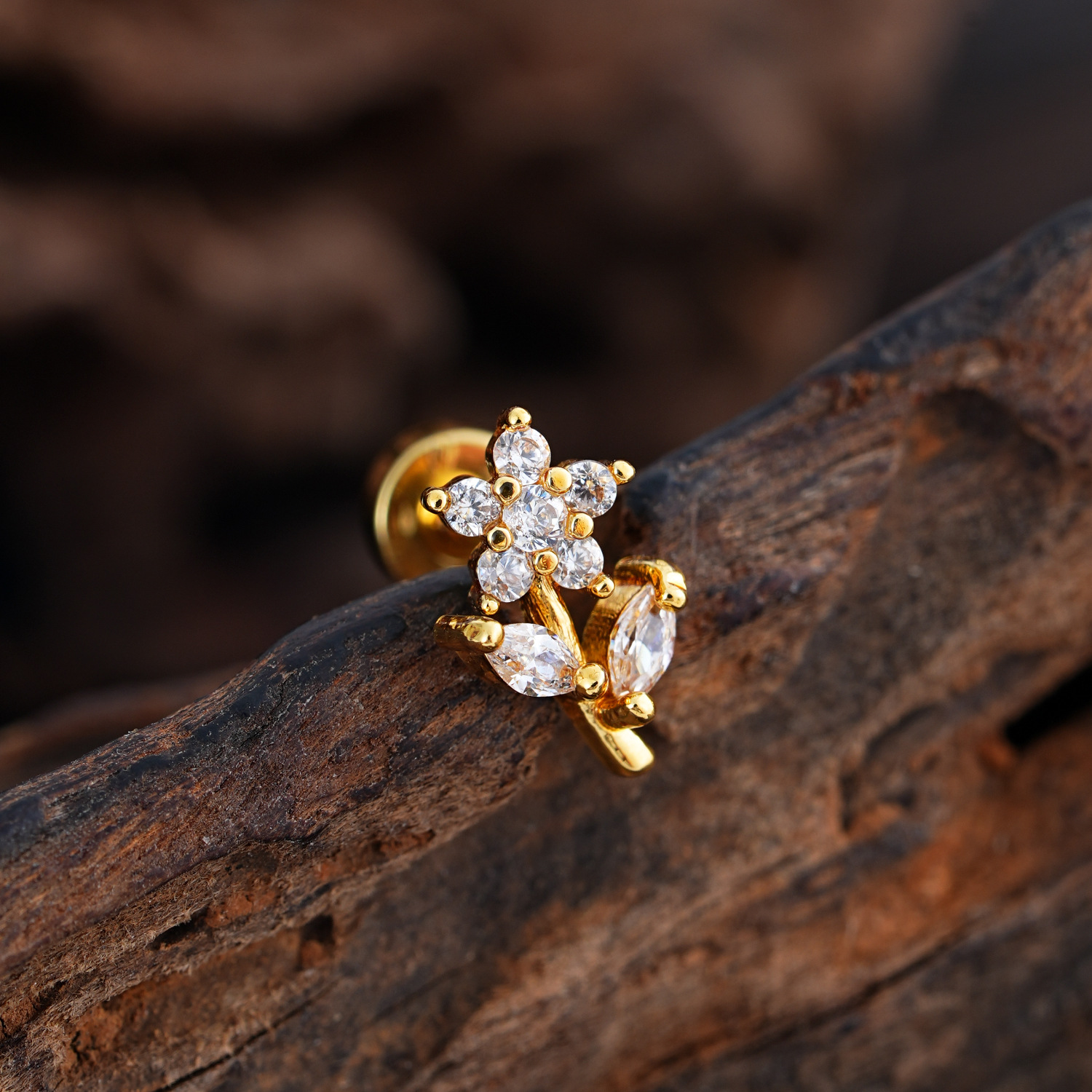 Minimalist Niche Micro-pave Zircon Ear Bone Studs