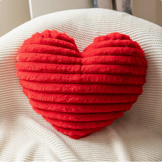 Striped Heart-Shaped Decorative Cushion For Princess-Style Girls Rooms And Living Rooms