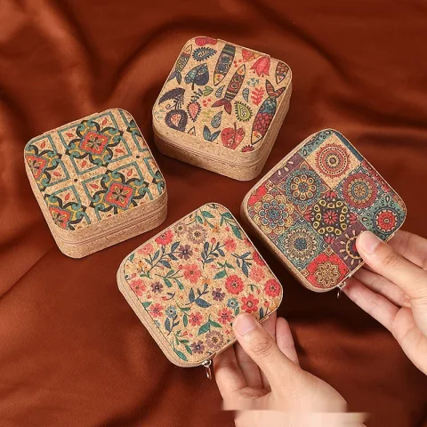 Portable Compact Travel Ring and Jewelry Organizer