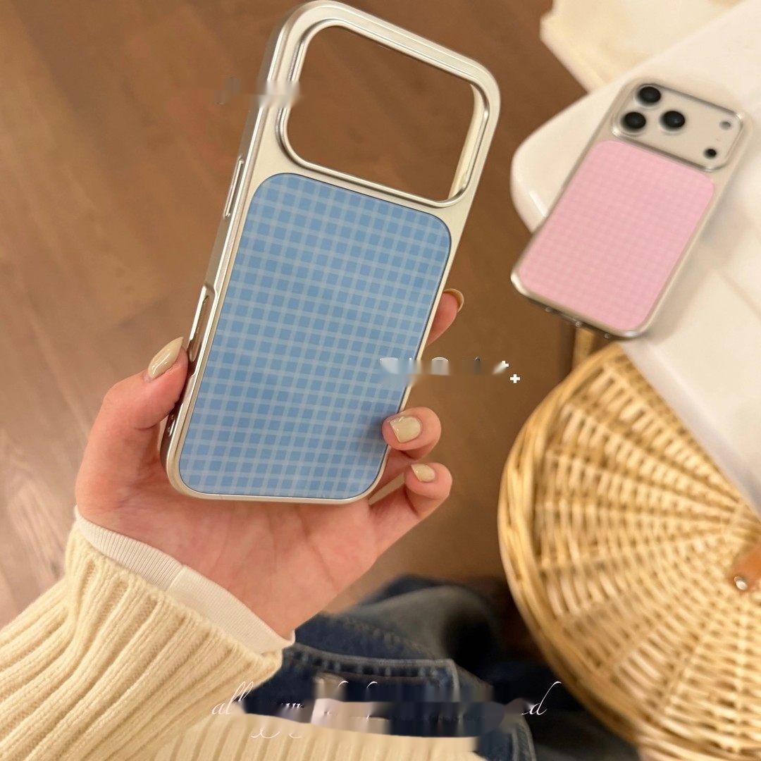 Simple Versatile Phone Case With Silver-edged Epoxy Coating
