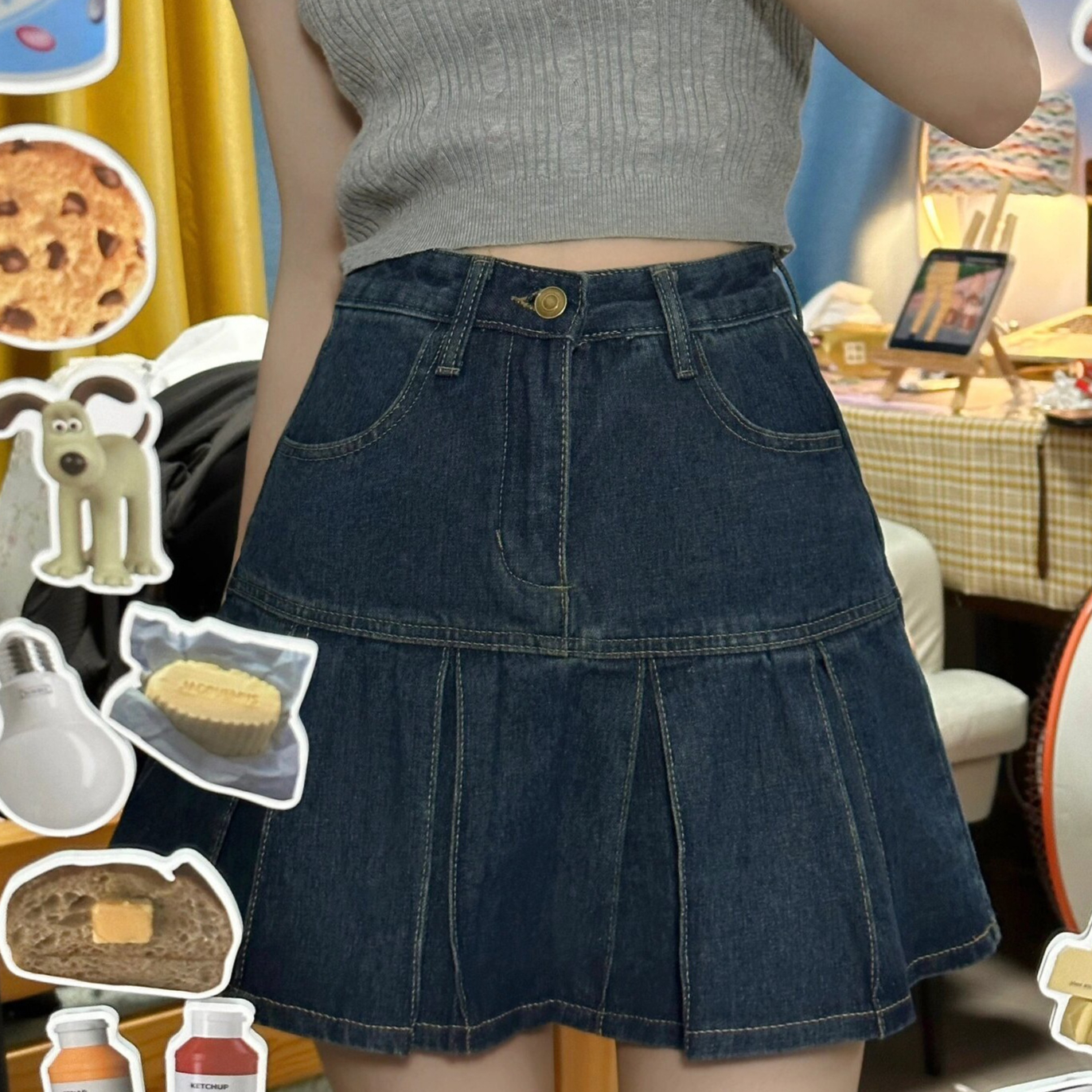 Retro High-waisted Denim A-line Pleated Skirt That Flatters
