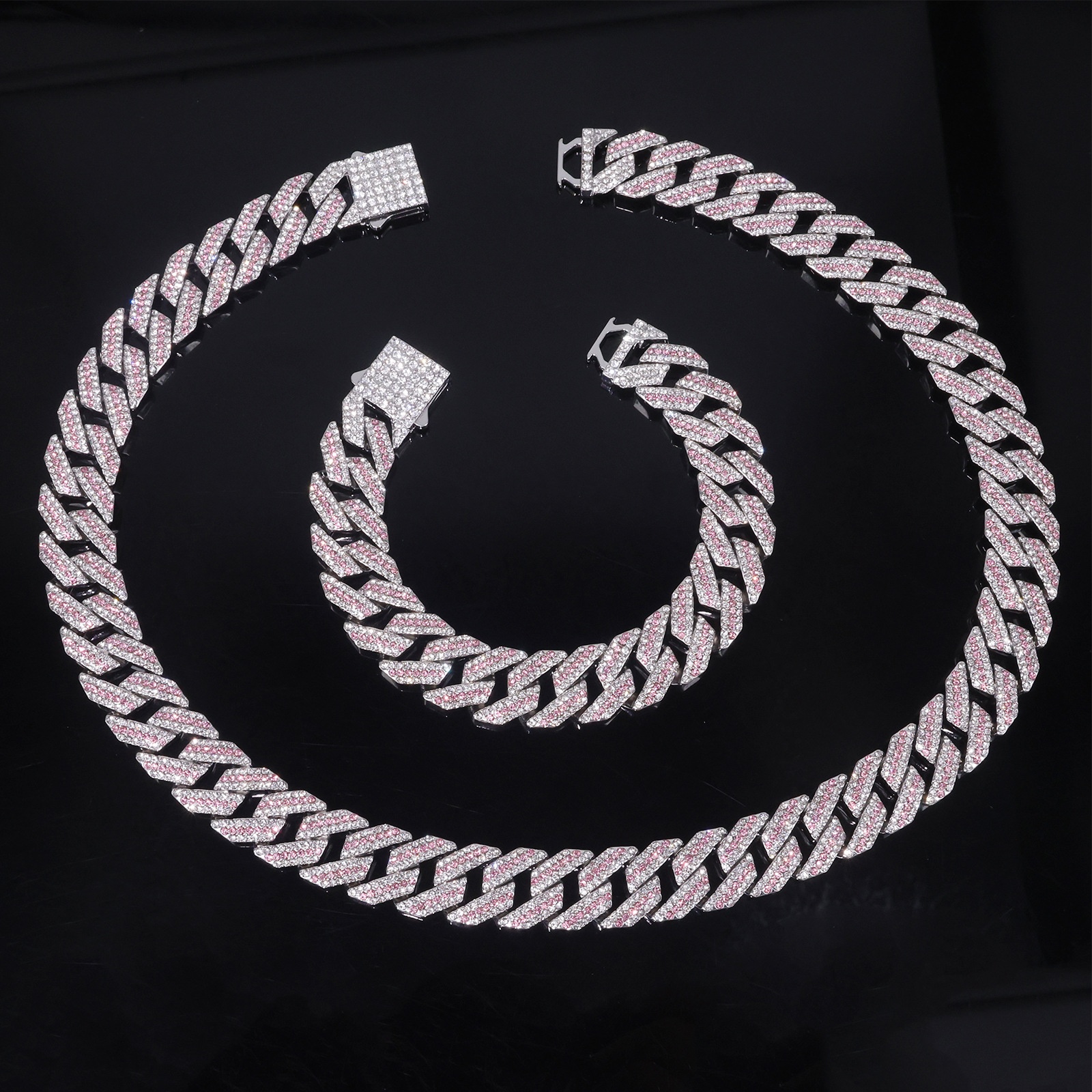 Diamond-studded Spring-clasp Cuban-link Necklace