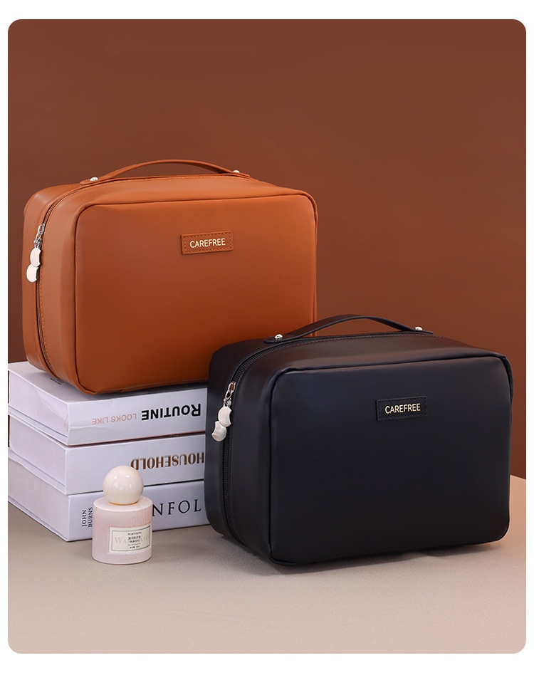 Portable, High-capacity Toiletries And Cosmetics Organizer C7a6aa6f F37b 47b6 A901 B34589fa73a9 Trans