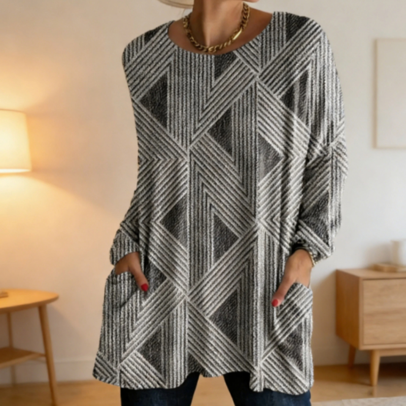 Black And White Geometric Stripe Round Neck Loose Pocket Top