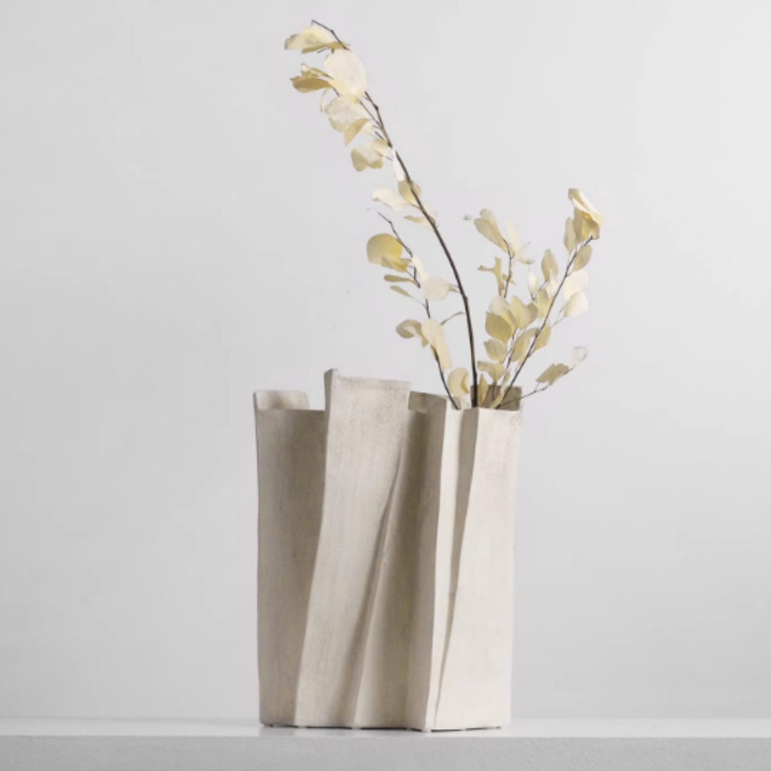 Simple And Modern White Ceramic Art Floral Ware